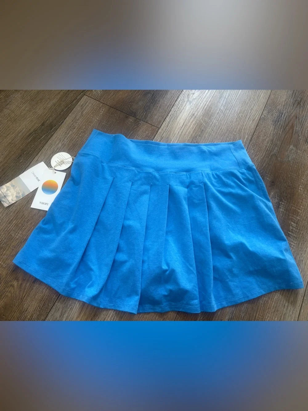 NWT Vuori Blue Athletic Skort Women's XL Pull On Stretch Pockets Short Solid